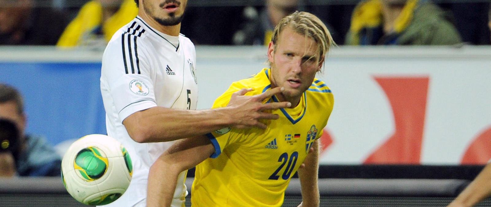 Sunderland close in on Sweden striker