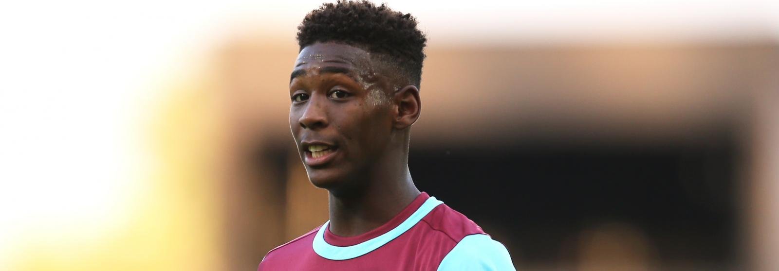 Manchester United and Manchester City quoted £18m for West Ham United starlet
