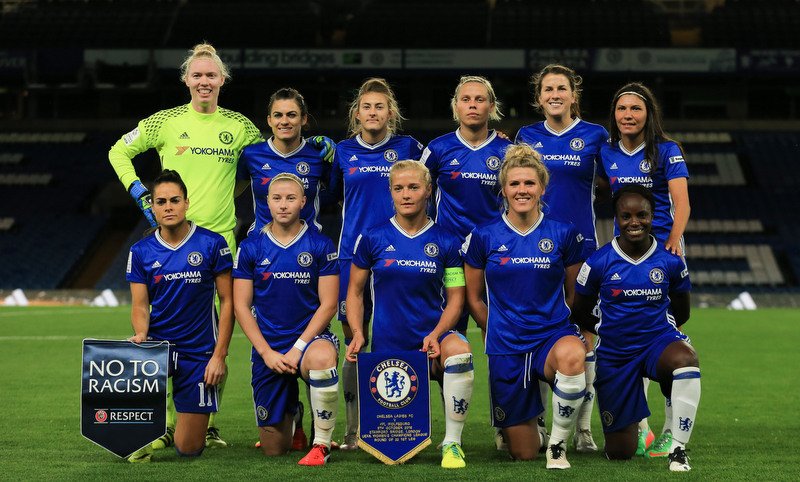 5 October 2016 - UEFA Women's Champions League - Chelsea v VfL Wolfsburg - The Chelsea starting lineup - Photo: Marc Atkins / Offside.