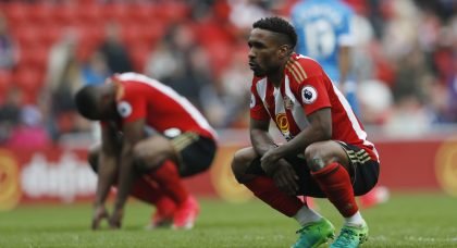 Bournemouth close in on Defoe deal