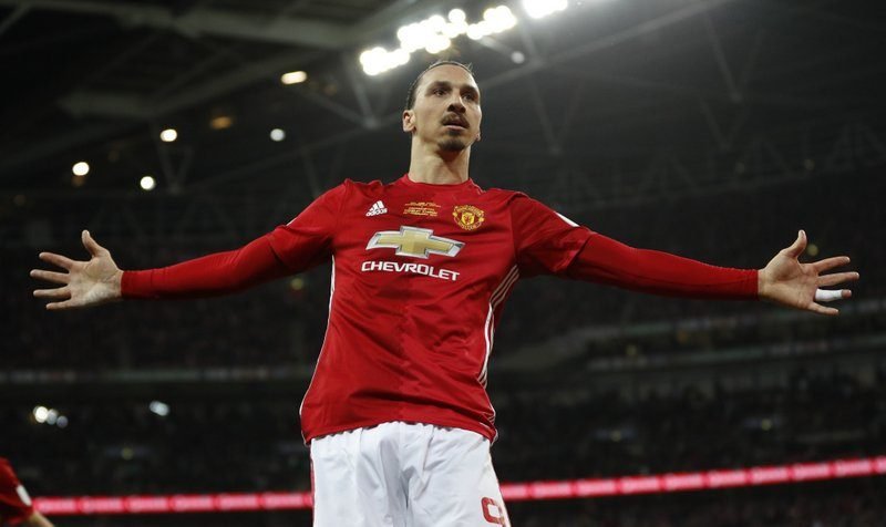 “Tell Jose I’m coming,” Zlatan Ibrahimovic sends message to Manchester United manager