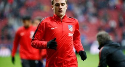 Antoine Griezmann wants £400,000-a-week to snub FC Barcelona for Manchester United