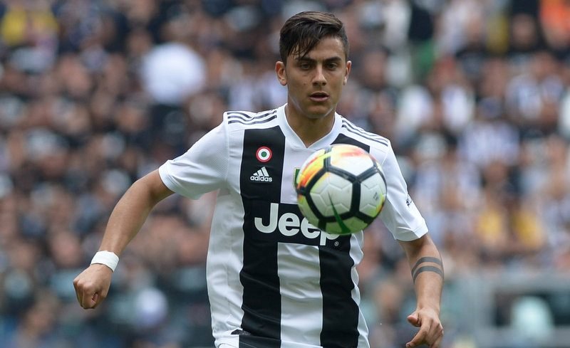 Manchester United keen to see developments as Juventus consider Paulo Dybala transfer