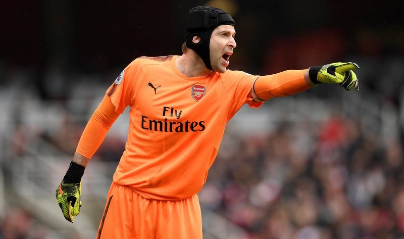 Chelsea considering re-signing legendary goalkeeper Petr Cech from Arsenal