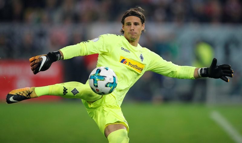 Arsenal in advanced talks to sign Borussia Mönchengladbach goalkeeper Yann Sommer