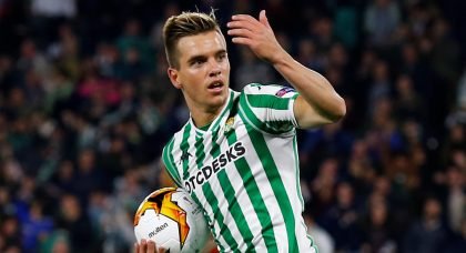Tottenham Hotspur are considering a move for on-loan Real Betis midfielder Giovani Lo Celso