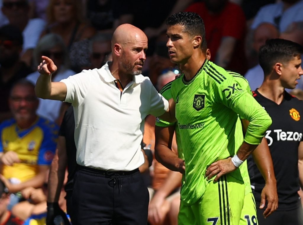 Man United discussing options after Ronaldo exit thumbnail